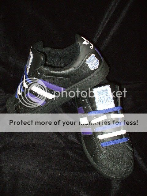 http://i508.photobucket.com/albums/s321/SweatShopFORUMS/EMELEC%20ADIDAS/DSCF3702.jpg